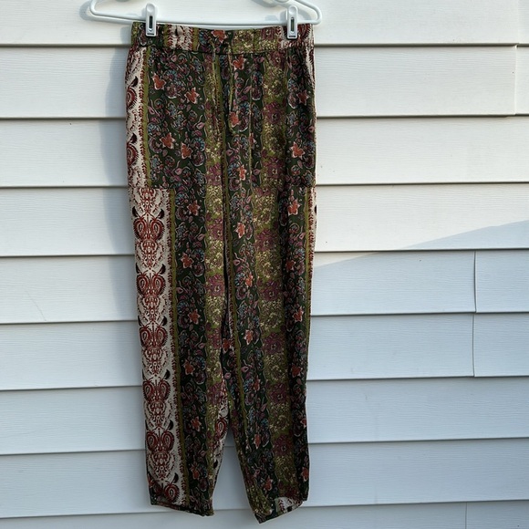 Zara Multicolor Patterned Pants - Picture 1 of 10